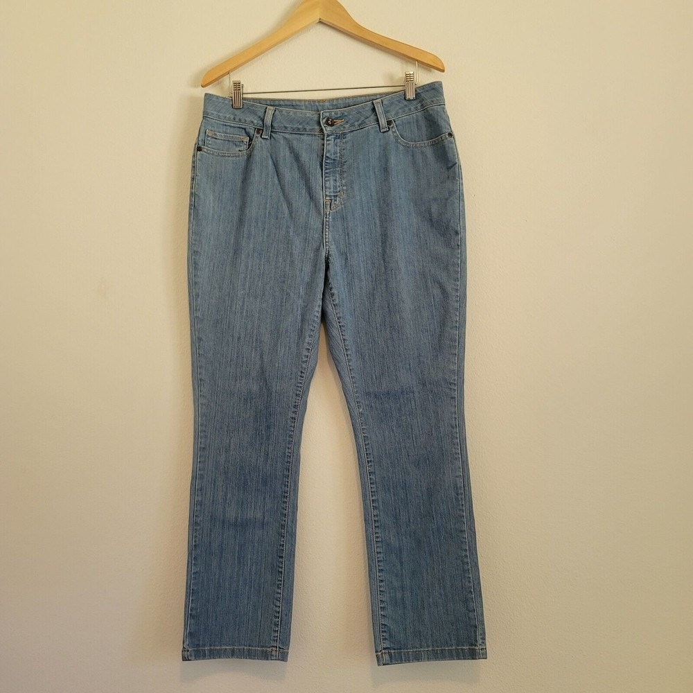 L.L. Bean Womens Straight Jeans Size 14 Petite Light Blue Wash Denim Classic Fit - Picture 8 of 13